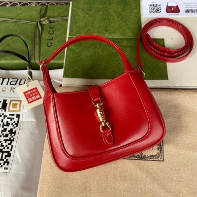 Gucci Jackie 1961 Mini Hobo Bag in Red Leather