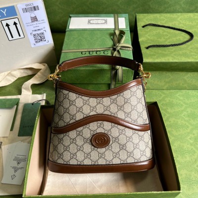 Gucci Large Shoulder Bag in GG Supreme with Interlocking G