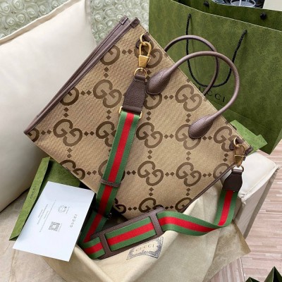 Gucci Medium Tote Bag in Brown Jumbo GG canvas