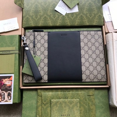 Gucci Portfolio Pouch in Beige GG Supreme Canvas with Leather