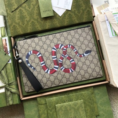 Gucci Portfolio Pouch in Beige GG Supreme with Kingsnake Print