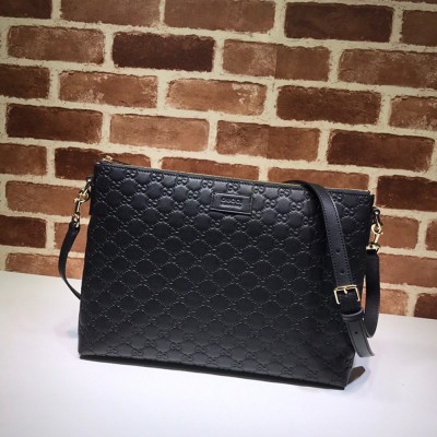 Gucci Soft Messenger Bag in Black Signature Leather