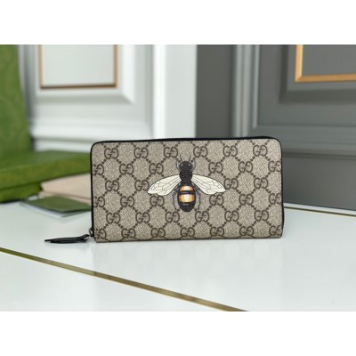 Gucci Zip Around Wallet In Bee Print GG Supreme Canvas