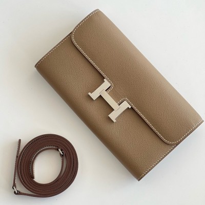 Hermes Constance To Go Wallet in Taupe Epsom Calfskin TDBS27745