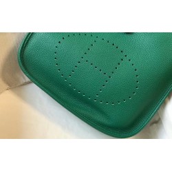 Hermes Evelyne III 29 Bag In Vert Vertigo Clemence Leather TDBS26649