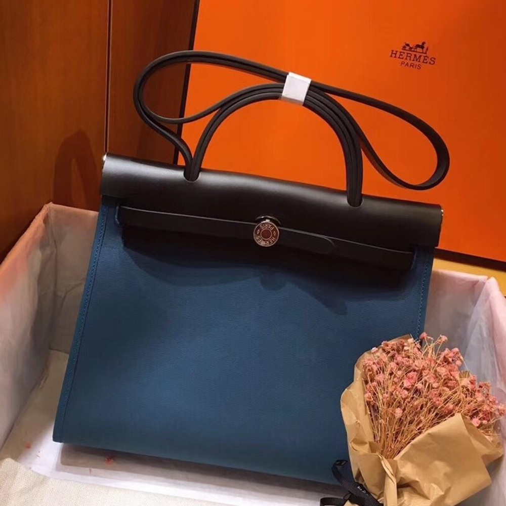 Hermes Herbag Zip 31cm Bag In Black And Blue TDBS26727