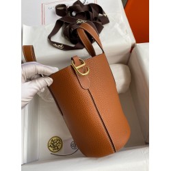 Hermes In The Loop 18 Handmade Bag in Gold Clemence Leather TDBS27471