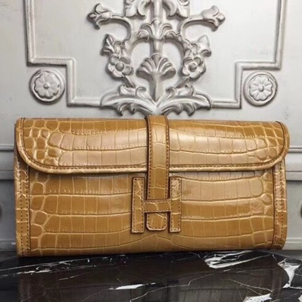 Hermes Jige Elan 29 Clutch In Camarel Crocodile Leather TDBS26597