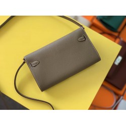 Hermes Kelly Classique To Go Wallet In Taupe Epsom Calfskin TDBS27782