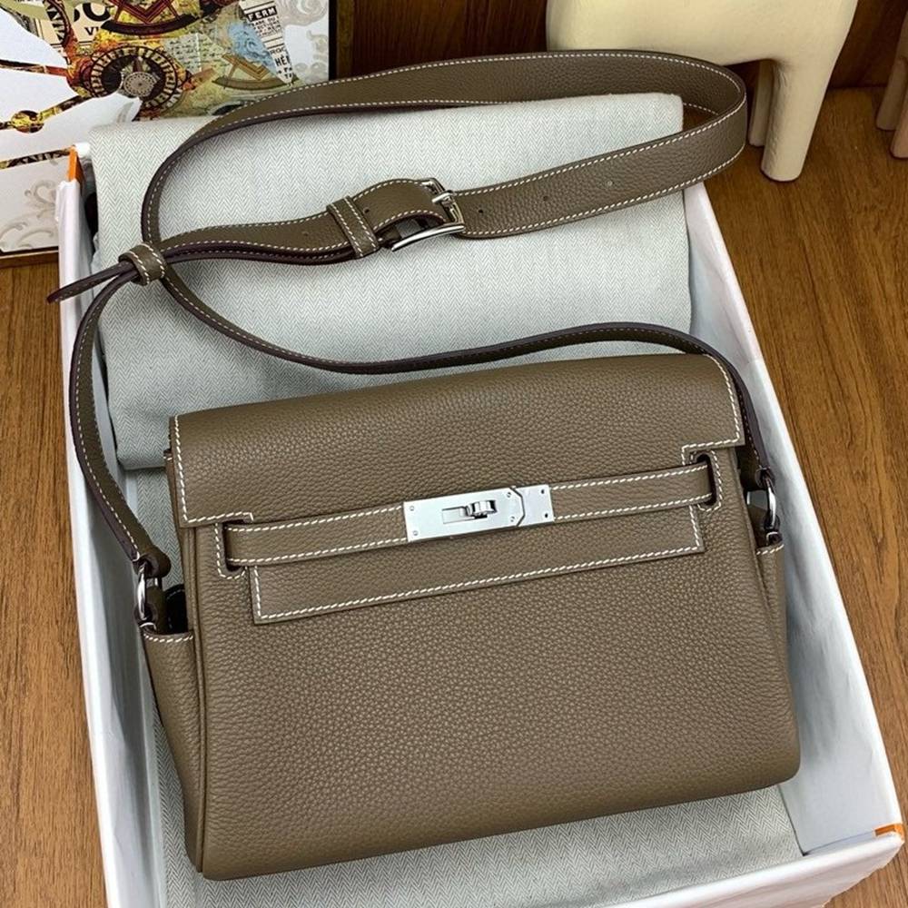 Hermes Kelly Messenger Bag in Taupe Clemence Leather TDBS27484