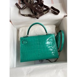 Hermes Kelly Mini II Sellier Handmade Bag In Vert Jude Shiny Alligator Leather TDBS27057