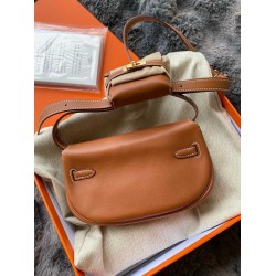 Hermes Kelly Moove Handmade Bag in Gold Swift Calfskin TDBS27063