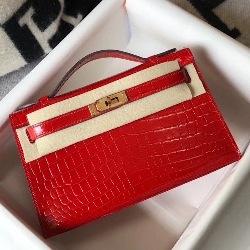 Hermes Kelly Pochette Bag In Red Embossed Crocodile Leather TDBS27071