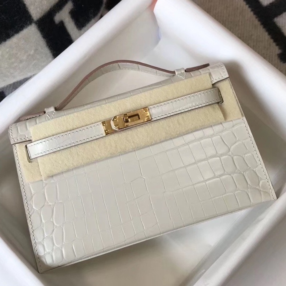 Hermes Kelly Pochette Bag In White Embossed Crocodile Leather TDBS27079