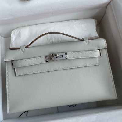 Hermes Kelly Pochette Handmade Bag In Pearl Grey Swift Calfskin  TDBS27100