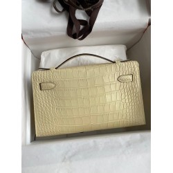 Hermes Kelly Pochette Handmade Bag In Vanille Matte Alligator Leather TDBS27111