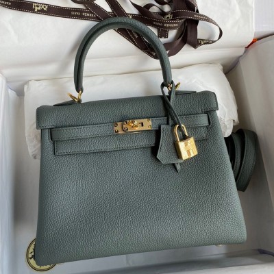 Hermes Kelly Retourne 25 Handmade Bag In Vert Amande Clemence Leather  TDBS27140