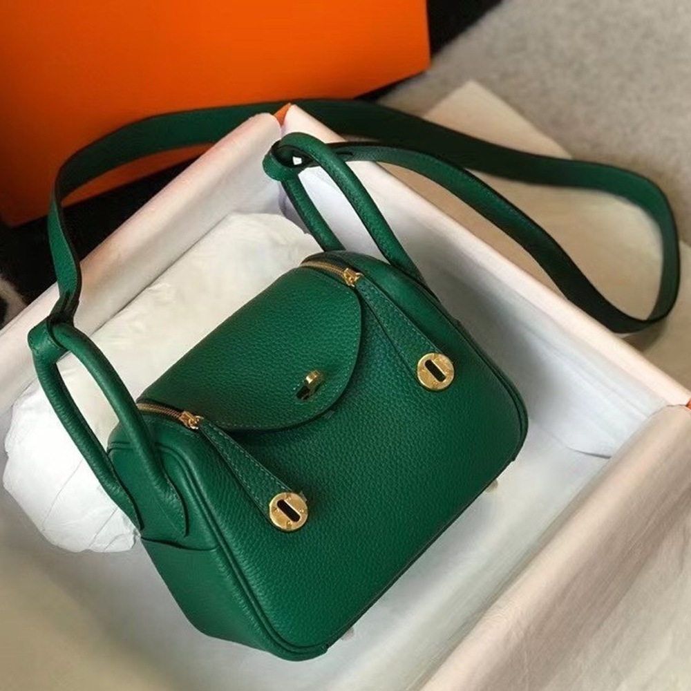 Hermes Mini Lindy Bag In Green Clemence Leather TDBS27443