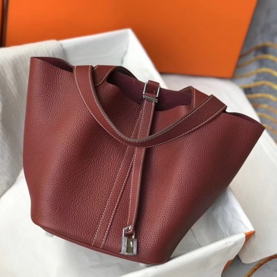 Hermes Picotin Lock 18 Bag In Bordeaux Clemence Leather TDBS27527