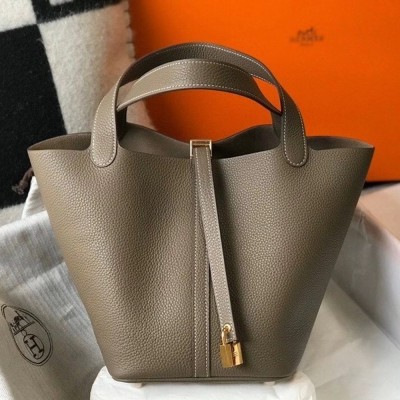 Hermes Picotin Lock 22 Bag In Taupe Clemence Leather TDBS27549