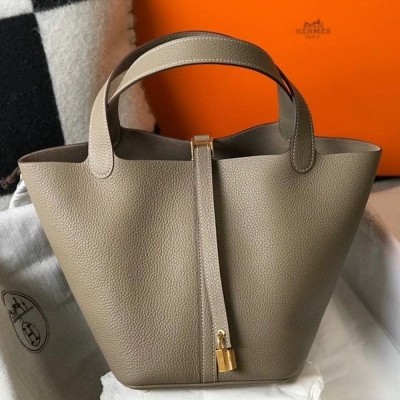 Hermes Picotin Lock 22 Bag In Tourterelle Clemence Leather TDBS27550