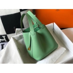 Hermes Picotin Lock 22 Bag In Vert Criquet Clemence Leather TDBS27552