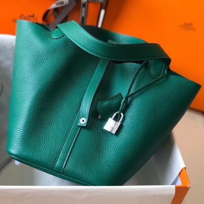 Hermes Picotin Lock 22 Bag In Vert Vertigo Clemence Leather TDBS27553