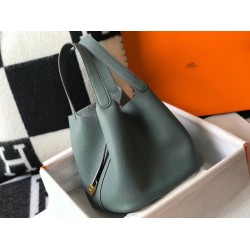 Hermes Vert Amande Picotin Lock MM 22cm Handmade Bag TDBS27571