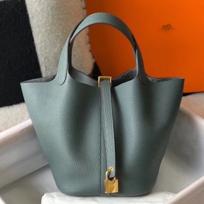 Hermes Vert Amande Picotin Lock PM 18cm Handmade Bag TDBS27572