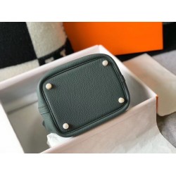 Hermes Vert Amande Picotin Lock PM 18cm Handmade Bag TDBS27572