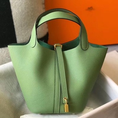 Hermes Vert Criquet Picotin Lock PM 18cm Handmade Bag TDBS27574