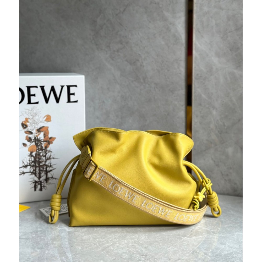 Loewe Flamenco Clutch Bag In Pale Yellow Leather TDBS27850