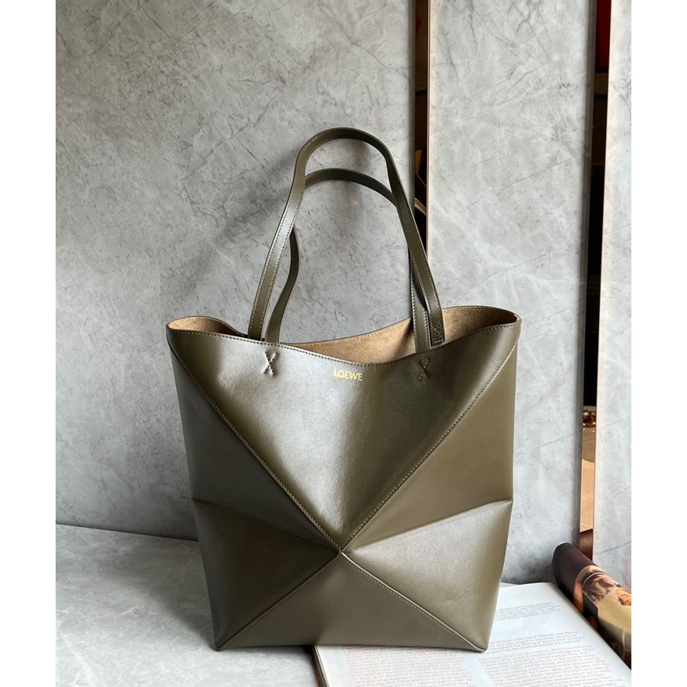 Loewe Large Puzzle Fold Tote Bag in Dark Green Calfskin TDBS28033