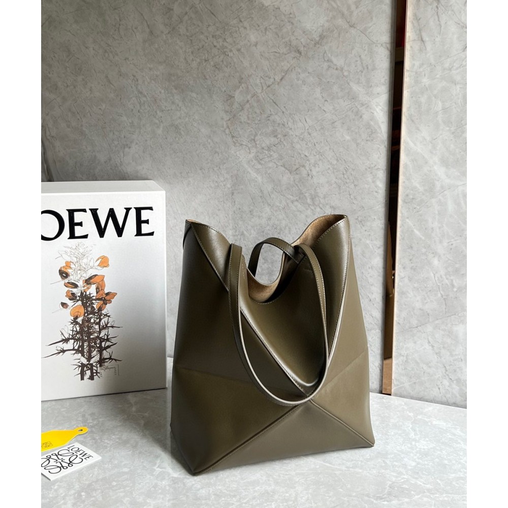 Loewe Medium Puzzle Fold Tote Bag in Dark Green Calfskin TDBS28039