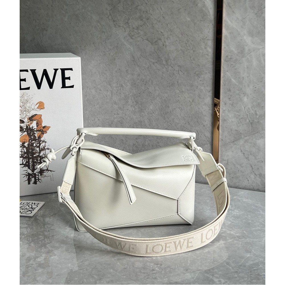 Loewe Puzzle Edge Small Bag In White Satin Calfskin TDBS27949