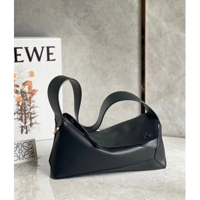 Loewe Puzzle Hobo Bag In Black Nappa Calfskin TDBS27927