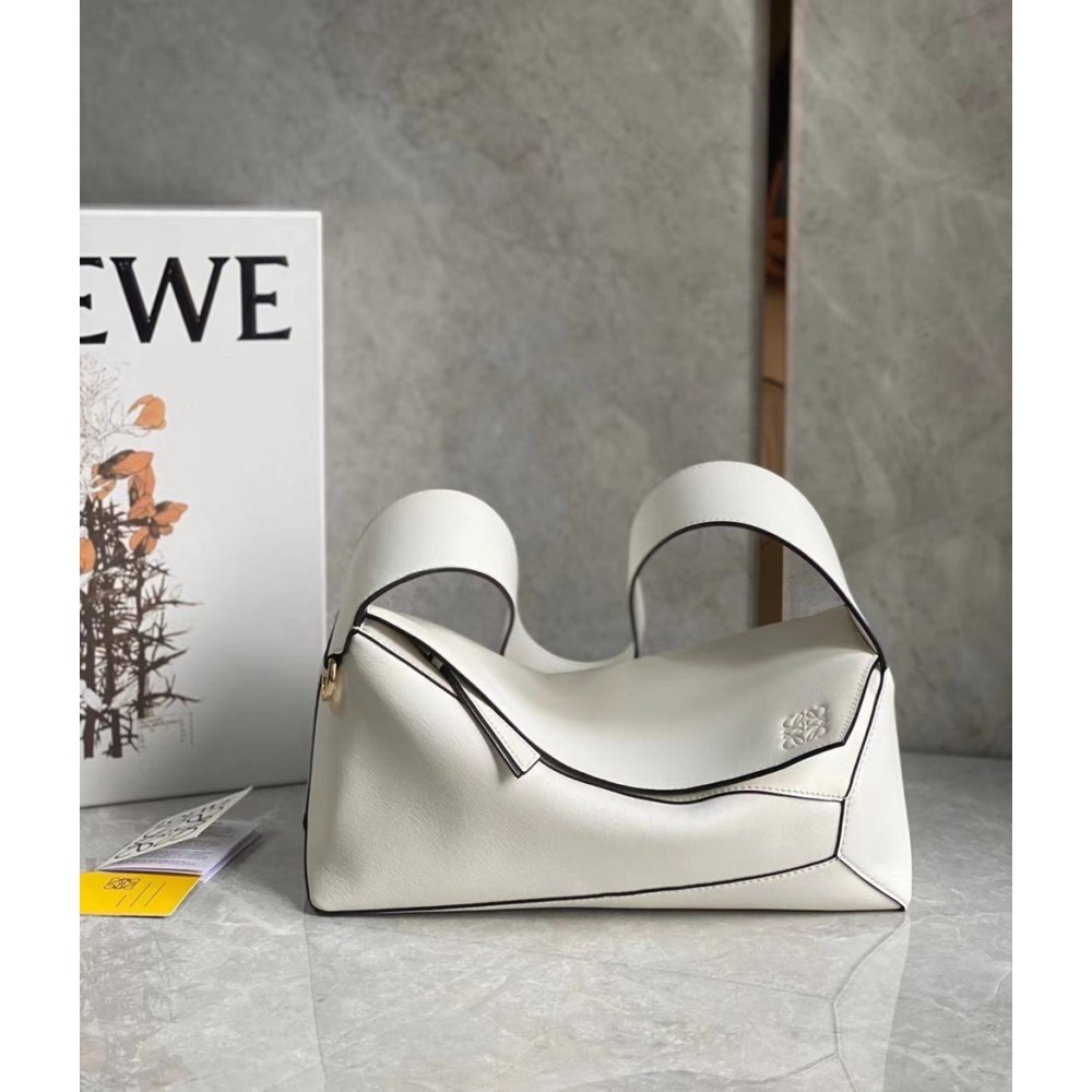 Loewe Puzzle Hobo Bag In White Nappa Calfskin TDBS27934