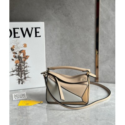 Loewe Puzzle Mini Bag In White/Warm Desert Calfskin TDBS27975