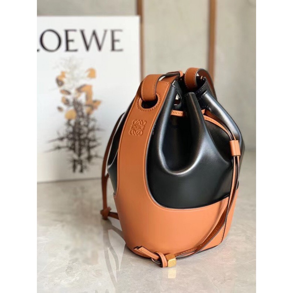 Loewe Small Balloon Bucket Bag In Black/Tan Calfskin TDBS27823