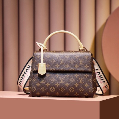 Louis Vuitton Cluny BB M46372