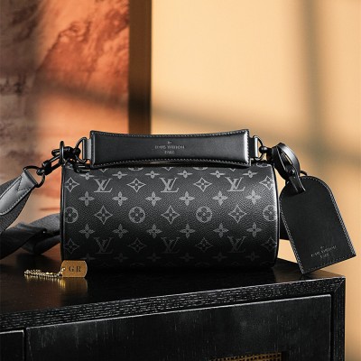 Louis Vuitton Soft Polochon M46796