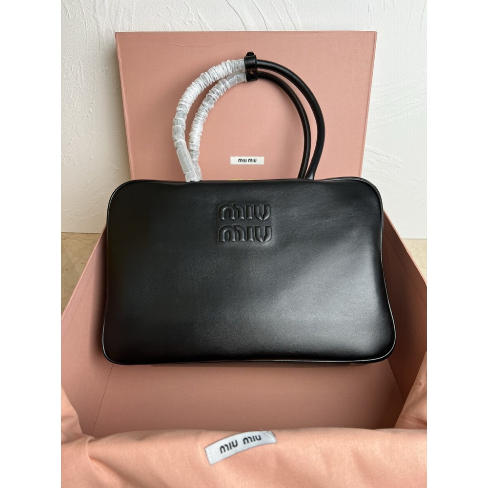 Miu Miu Beau Top-handle Bag in Black Leather