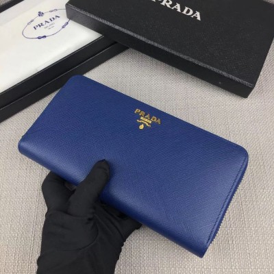 Prada Zipped Wallet In Blue Saffiano Leather TDBS28483