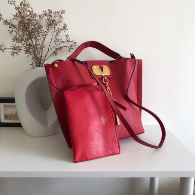 Valentino Escape Hobo Bag In Red Grained Calfskin TDBS28997