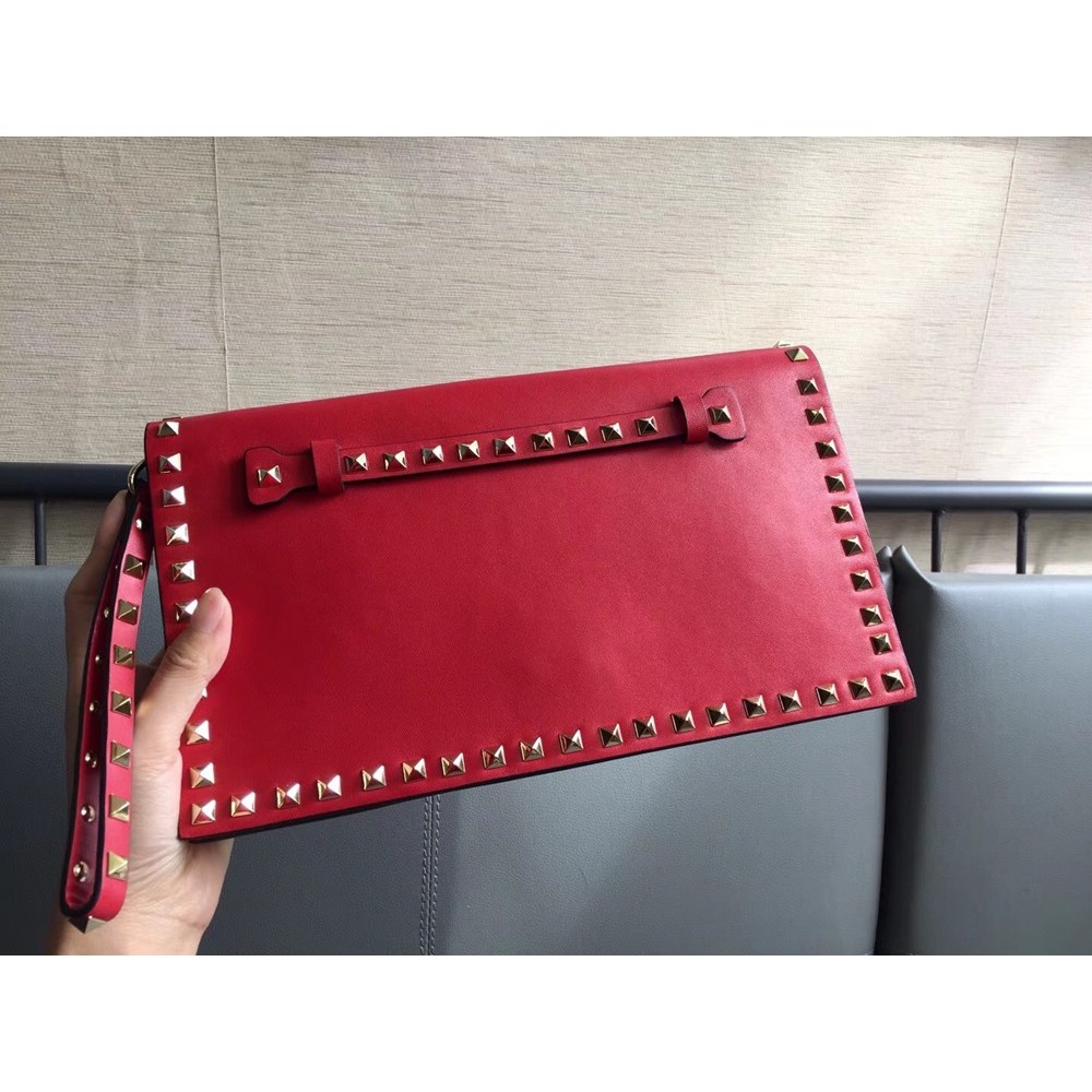 Valentino Medium Rockstud Clutch In Red Calfskin TDBS28963