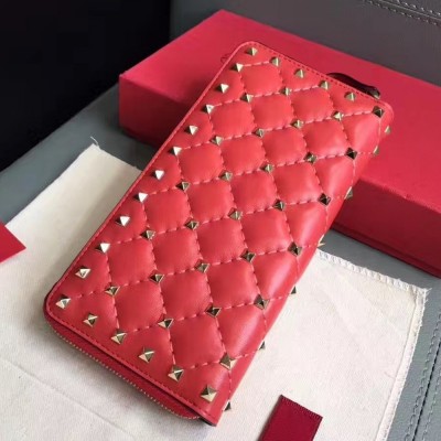 Valentino Rockstud Spike Zip Wallet In Piment Lambskin TDBS29156