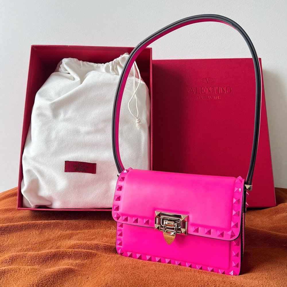 Valentino Rockstud23 Small Shoulder Bag in Pink Calfskin TDBS28979