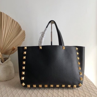 Valentino Roman Stud Tote Bag In Black Grainy Calfskin TDBS29121