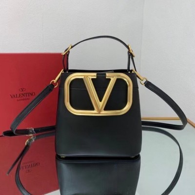 Valentino Supervee Top Handle Bag In Black Calfskin TDBS29108