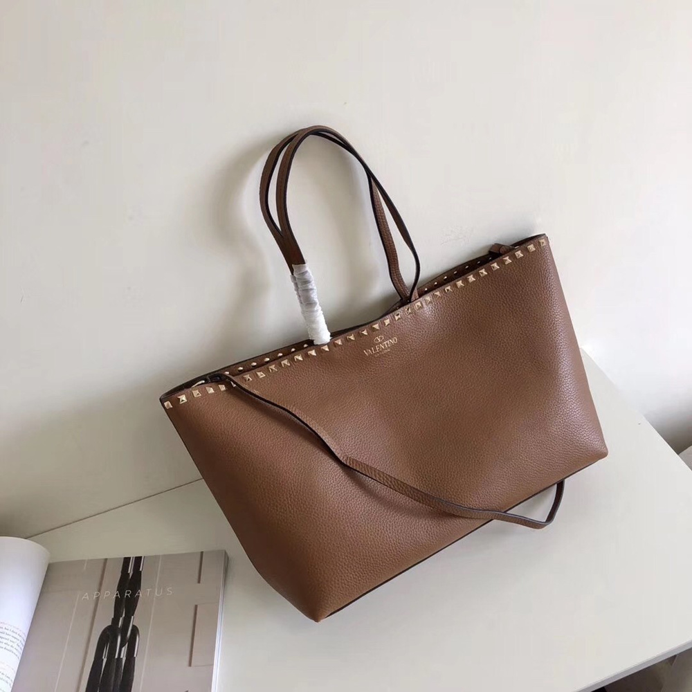 Valentino Rockstud Large Shopping Bag In Brown Leather